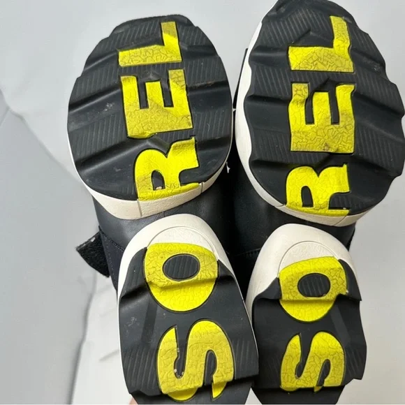 Sorel Kinetic Impact Sandals Black 8 - Picture 8 of 9